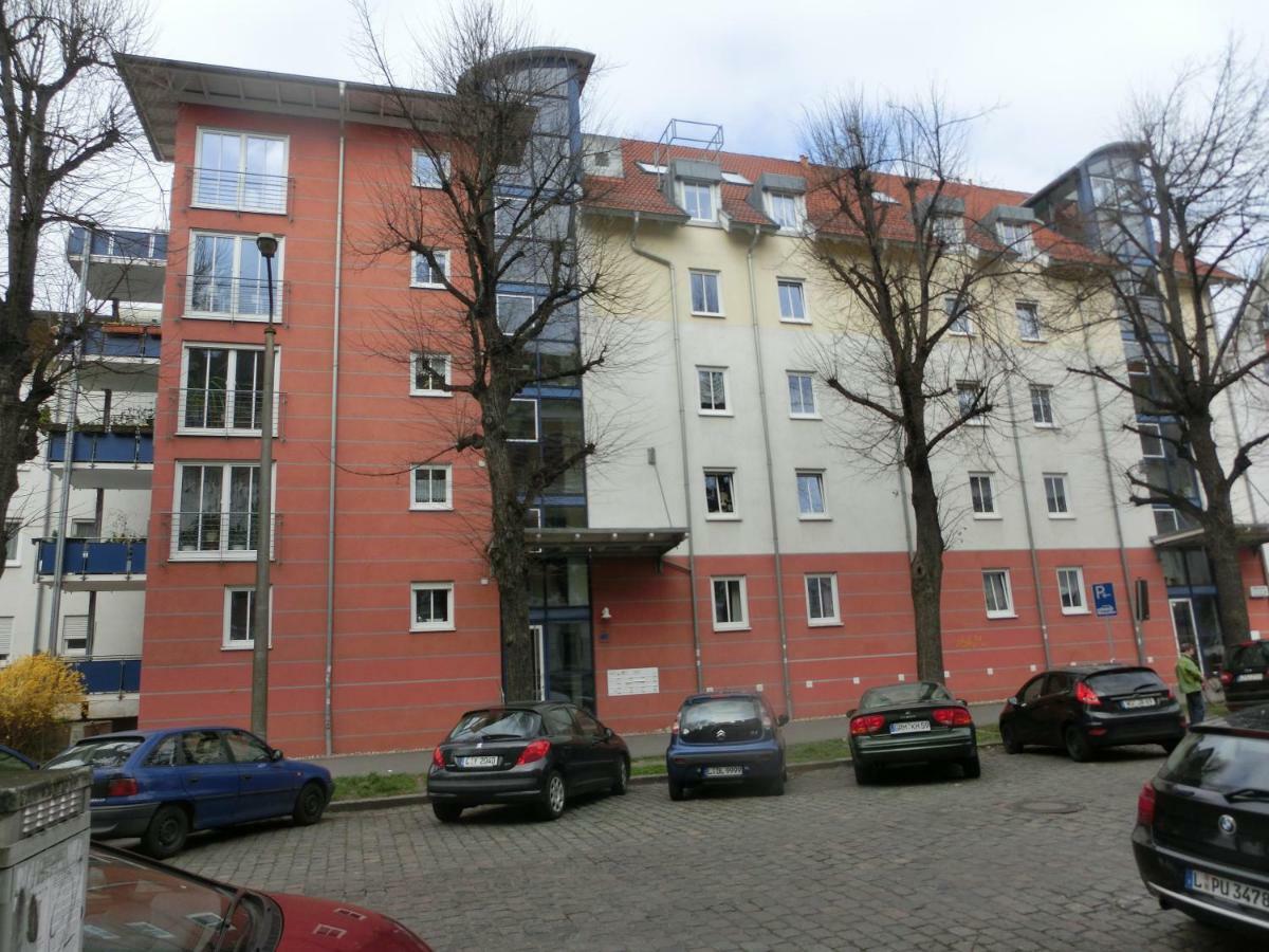 Apartment Moderne Ferienwohnung In Schleussig Leipzig
